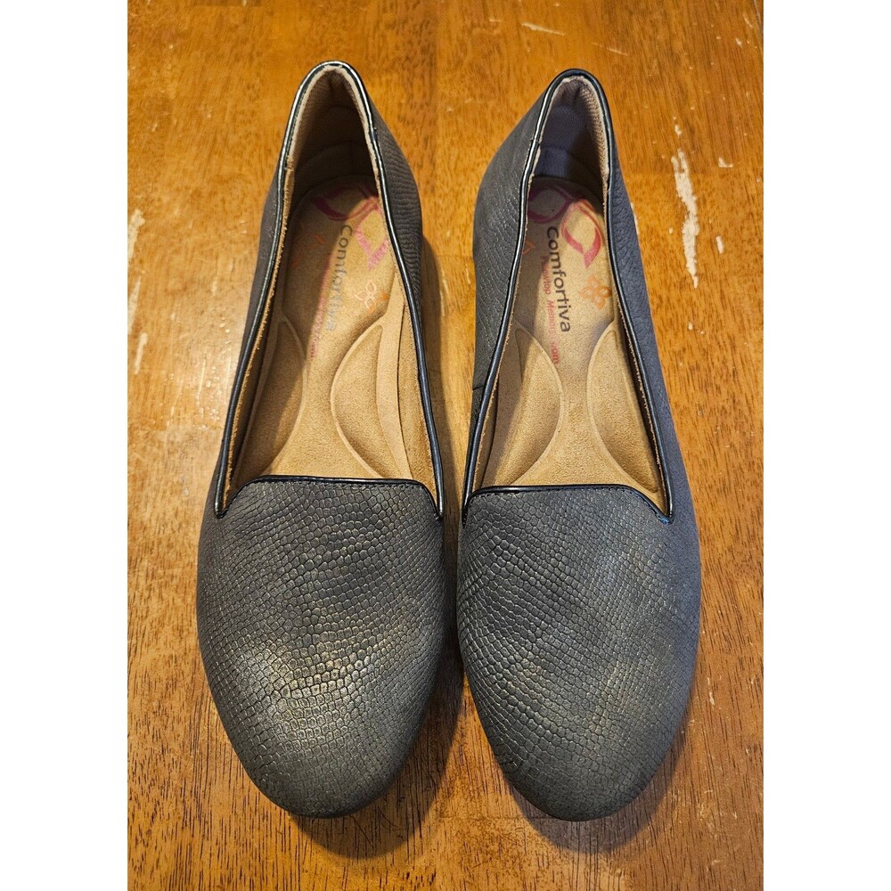 Comfortiva Mary Beth Comfort Loafers Size 8.5 Charcoal Lizard Print Grey Leather